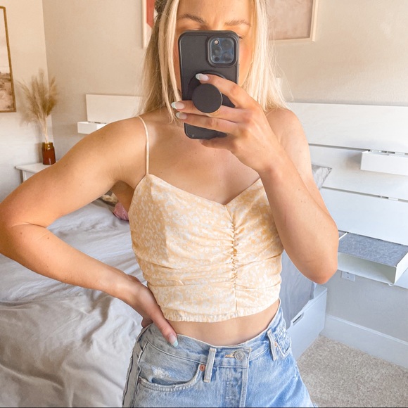 Abercrombie Yellow Floral Faux Silk Ruched Cami - Picture 3 of 9